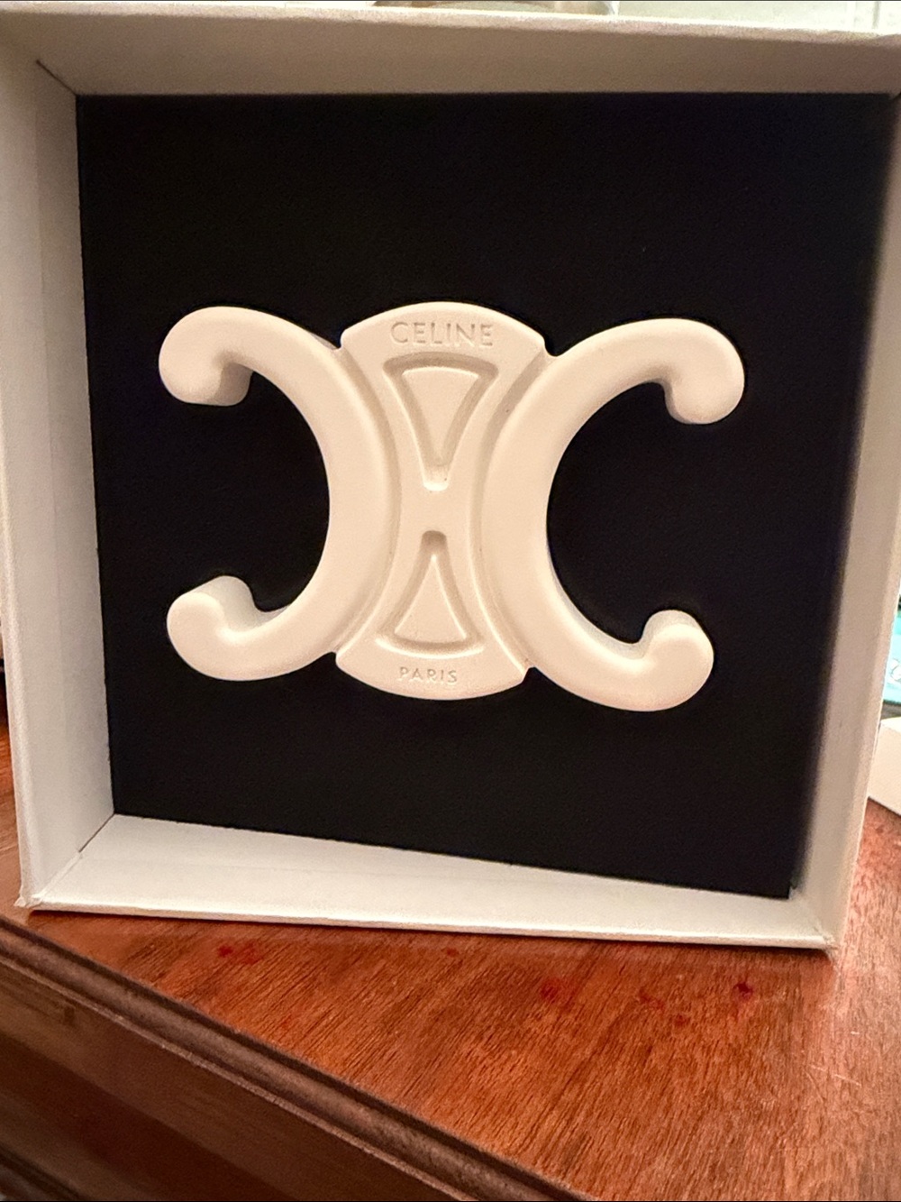 New CELINE White Ceramic Triomphe Parfumerie Haute Diffuser